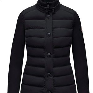 MONCLER
Cardigan Après Ski In Black XS